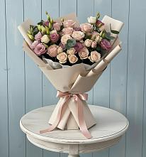 Букет цветов из:  Розы и Лизиантусы в Беляниново