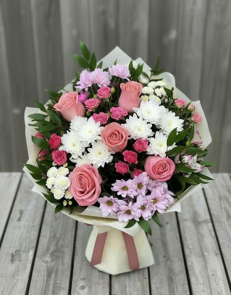 Букет цветов из: Альстромерии, Гвоздики, Розы и Хризантемы в Беляниново