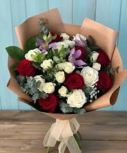Букет цветов из:  Розы и Альстромерии в Беляниново