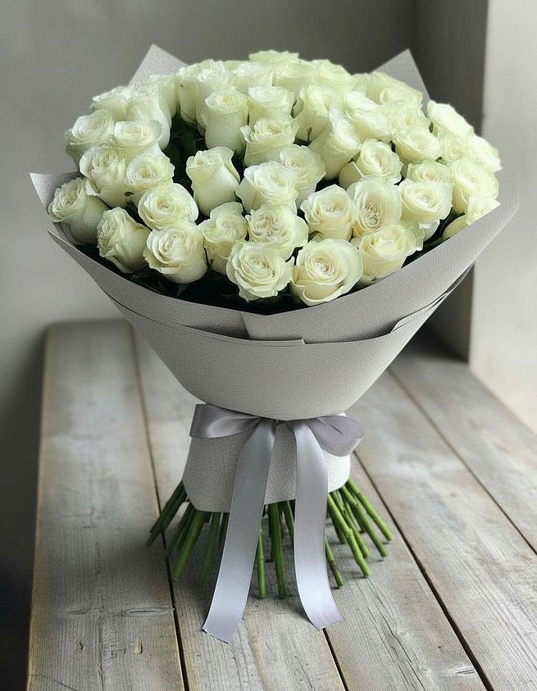 Букет 35 Белых роз в Беляниново