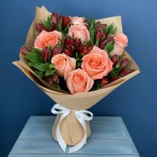 Букет цветов из:  Розы и Альстромерии в Беляниново