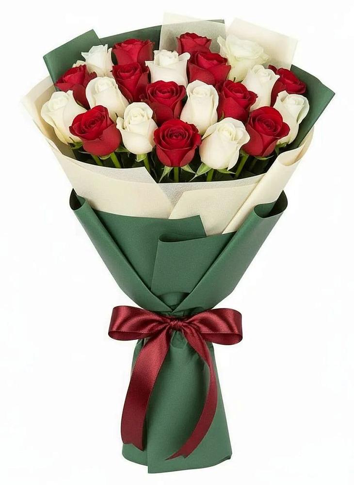 Букет Микс из красных и белых роз в Беляниново