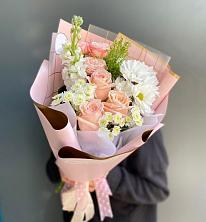 Букет цветов из:  Хризантемы и Розы в Беляниново