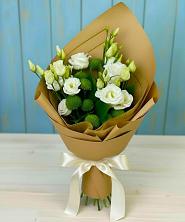 Букет цветов из:  Хризантемы и Лизиантусы в Беляниново