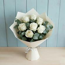 Букет Белые розы в Эвкалипте в Беляниново