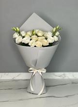 Букет цветов из:  Розы и Лизиантусы в Беляниново